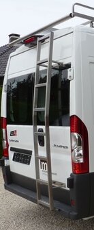 RVS trap: Fiat Scudo 2007 H1 180&deg; / LA S &#039;boven nummerplaat&#039;